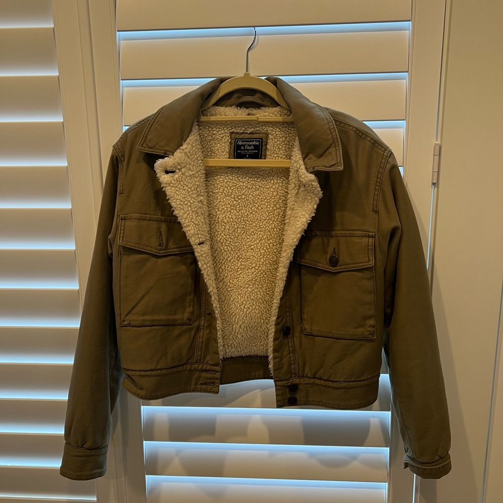 Abercrombie fleece lined jacket